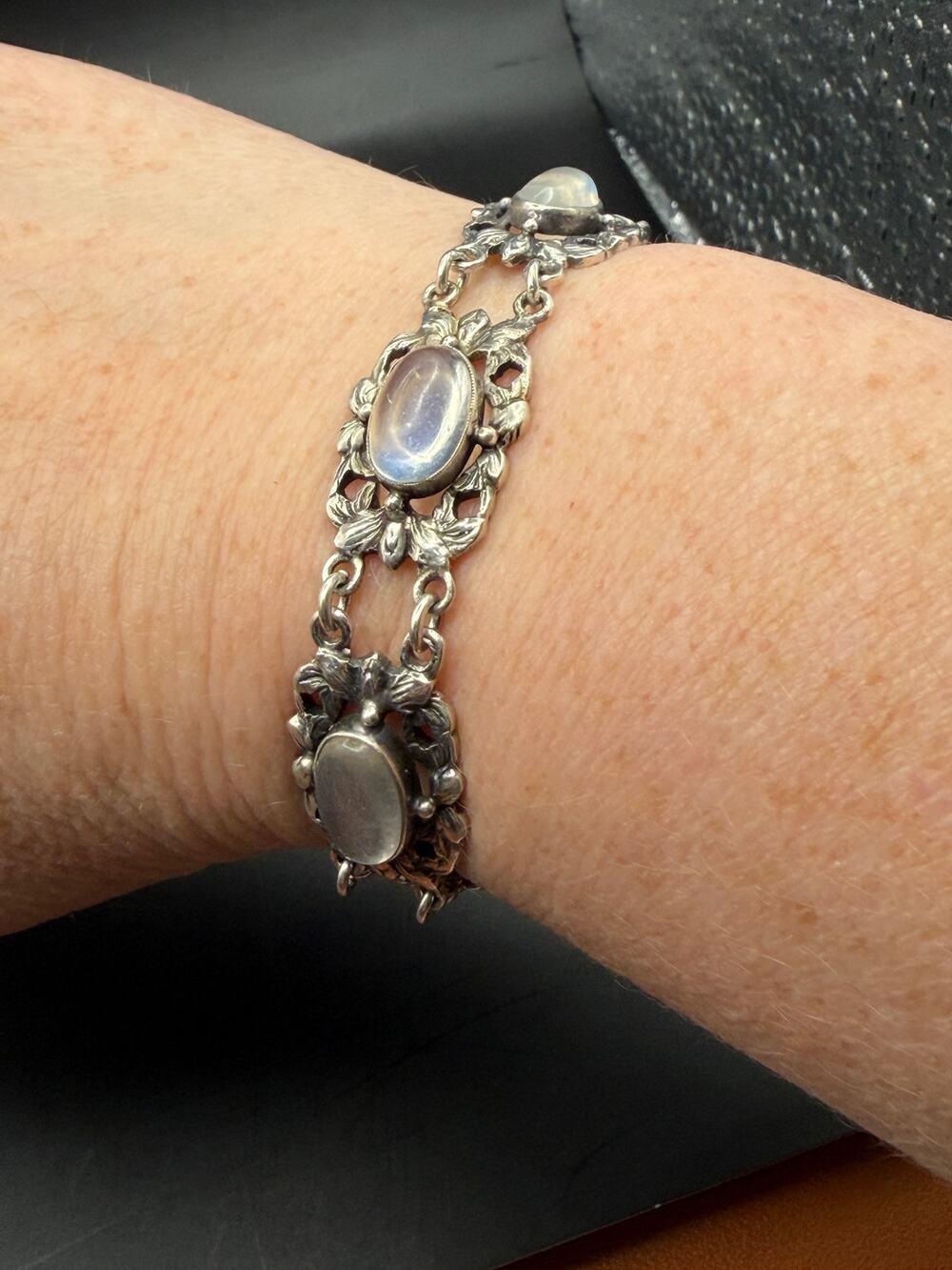 BLACK STARR & GORHAM BY CINI MOONSTONE STERLING BRACELET